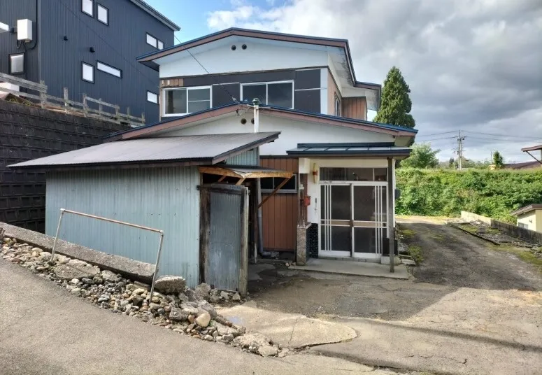 Akiya in Odate