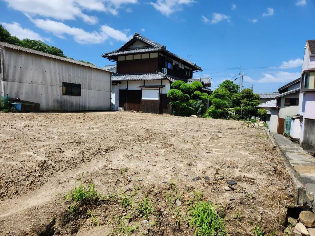 Akiya in Kashiwara