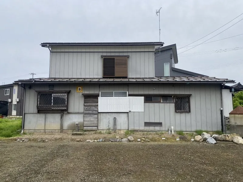 Akiya in Ojiya