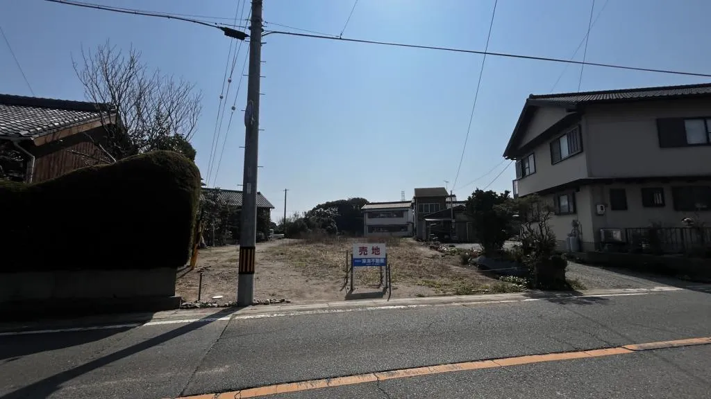 Akiya in Tahara