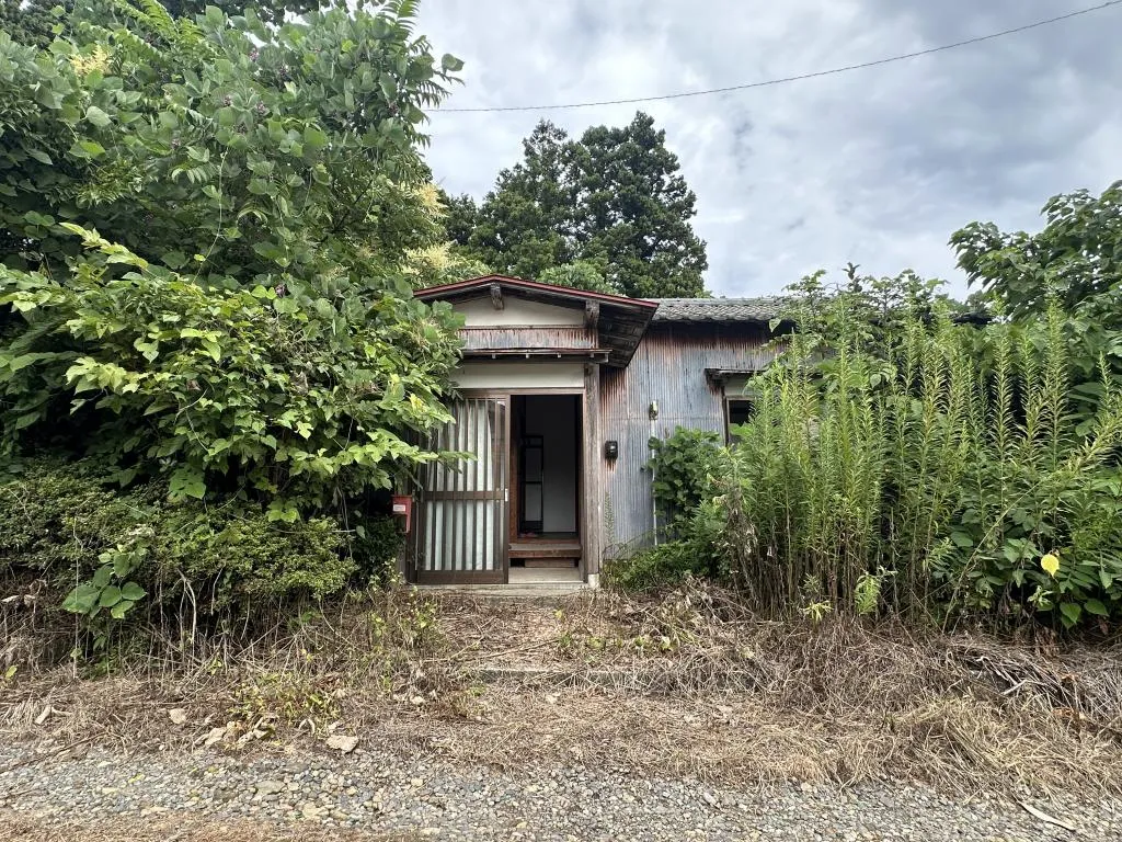 Akiya in Pueblo Yahiko