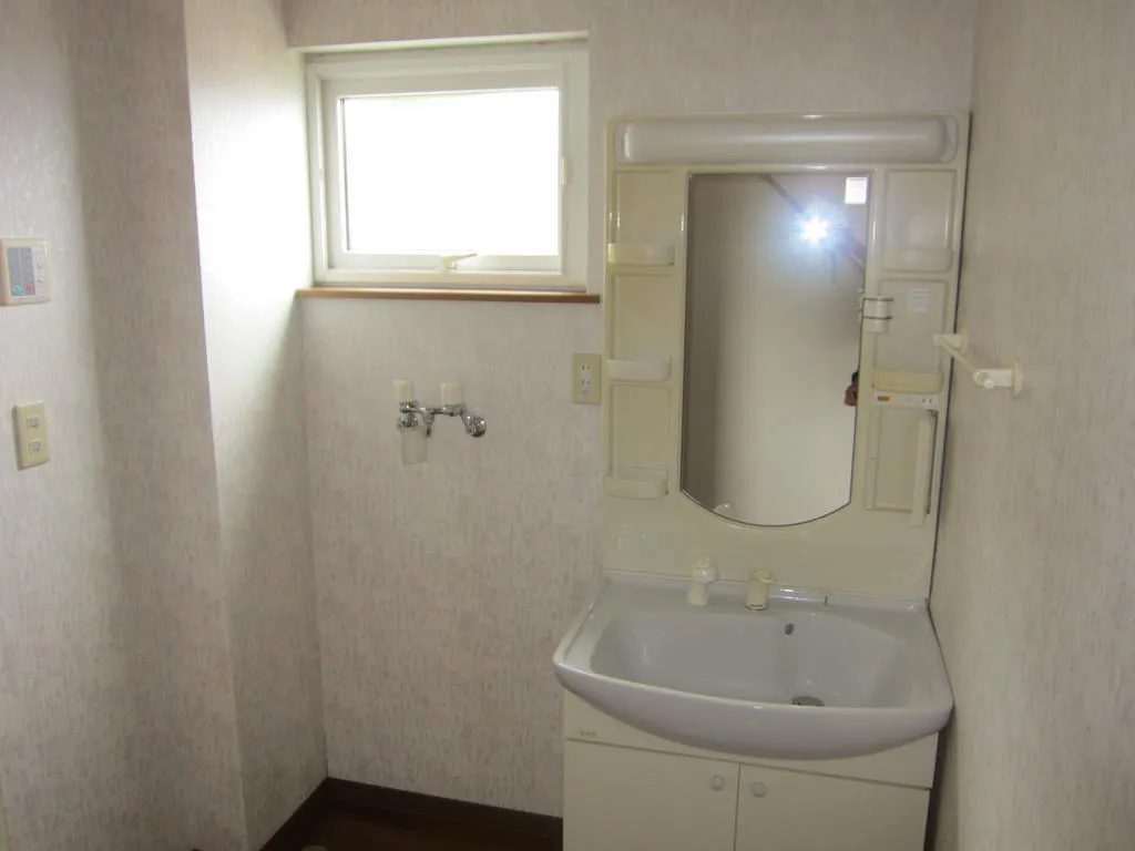 7LDK Otobe-cho Hokkaido (15)