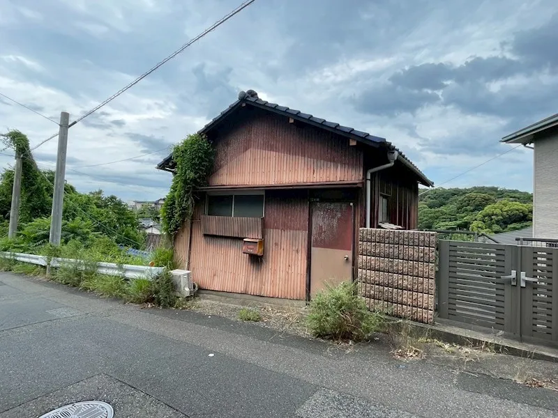 Akiya in Wakamatsu Ward