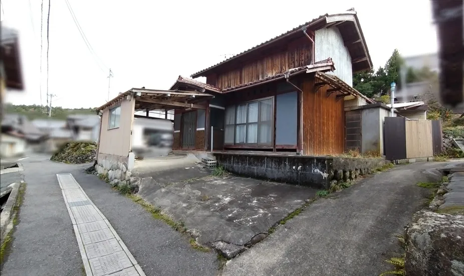 Akiya in Higashiomi
