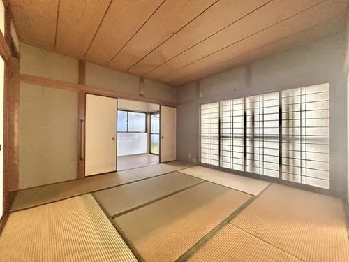 Kanagawa Prefecture Kawasaki City 6 Bedroom Property (8)