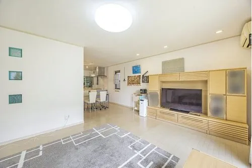 Aichi Toyohashi 3 Bedroom Property (4)
