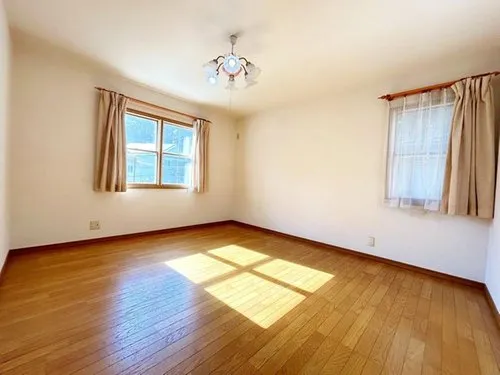 Hyogo Prefecture Sanda City 5LDK Property (14)