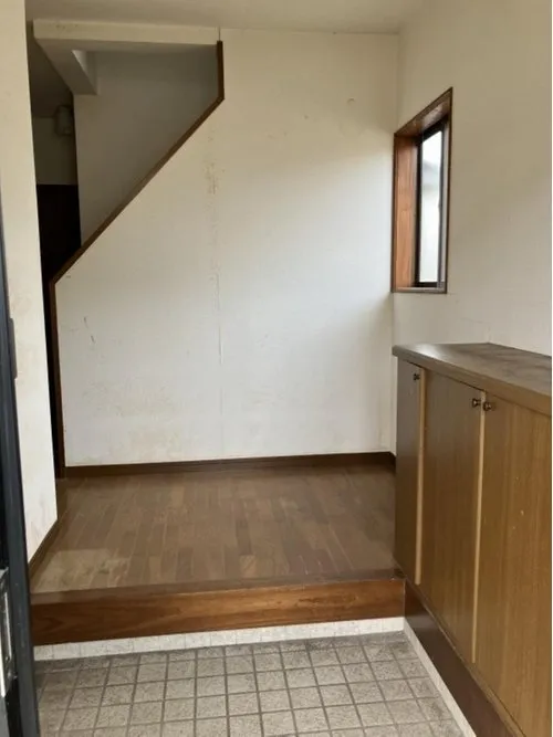 Tottori Prefecture Yonago City 5DK Property (2)