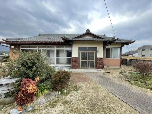 Kagawa Prefecture Mitoyo City 5DK Property (2)