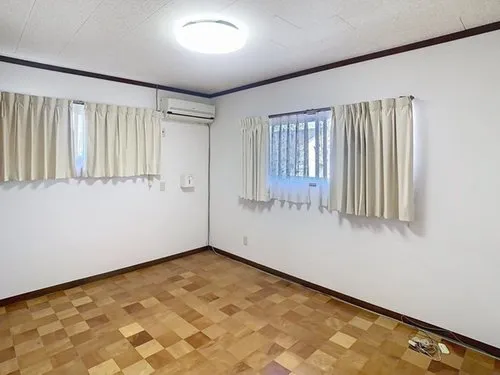Kagawa Prefecture Zentsuji City 5DK Property (5)