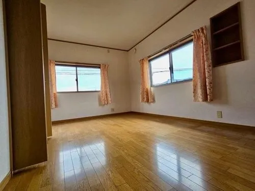 Nagasaki Prefecture Omura City 5LDK Property (11)