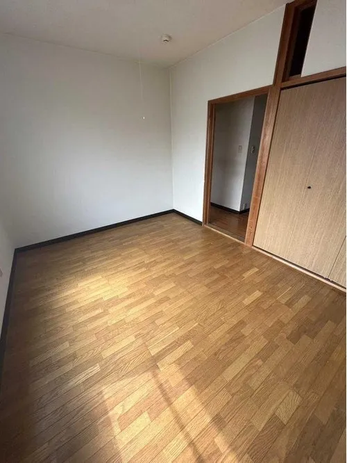 5DK Property Nagasaki City Nagasaki Prefecture (8)