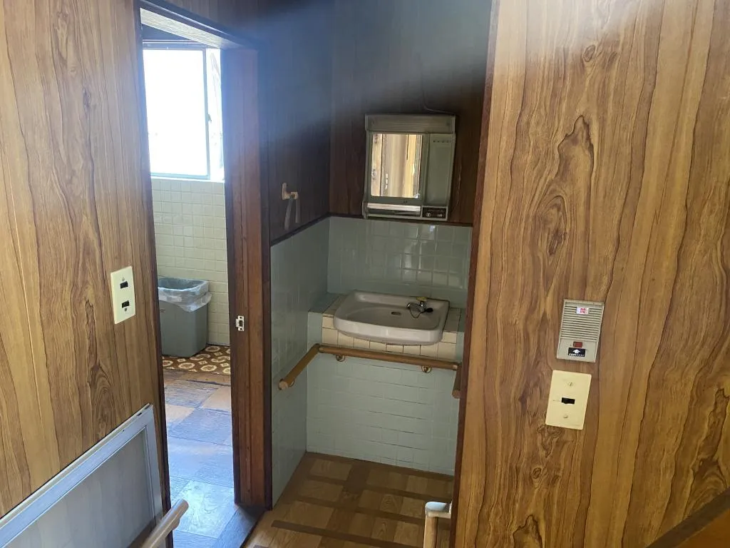 7DK Gujo City Gifu Prefecture Property (9)