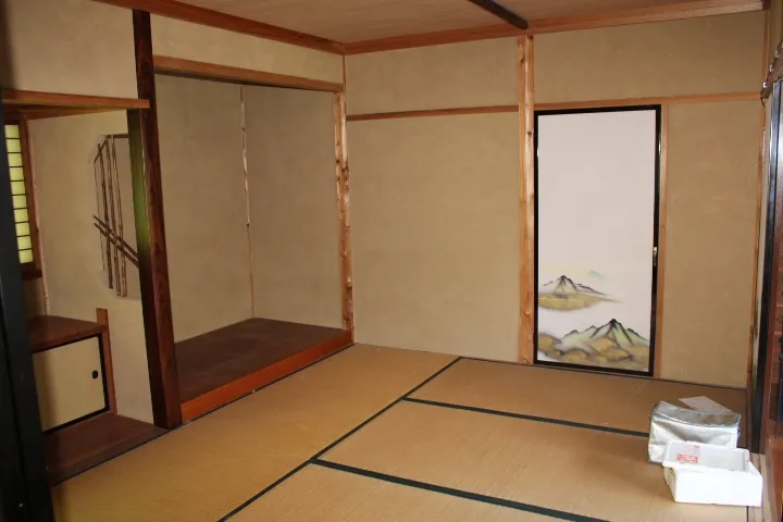 Shimane Prefecture Okuizumo Town 5DK Property (6)