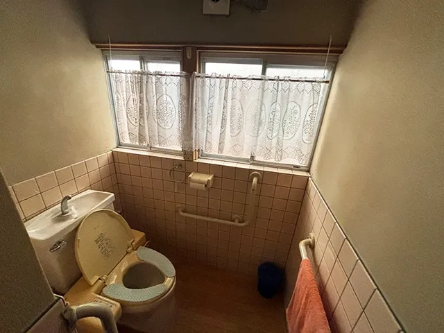 Tottori Prefecture Kurayoshi City 10DK Property (12)