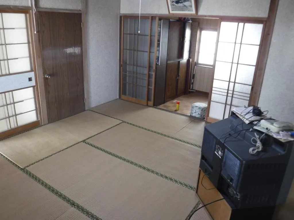 8DK Property Miyoshi City, Hiroshima Prefecture (2)
