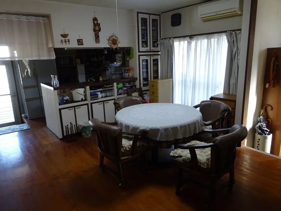 Miyazaki Prefecture Takanabe Town 5DK Property (3)