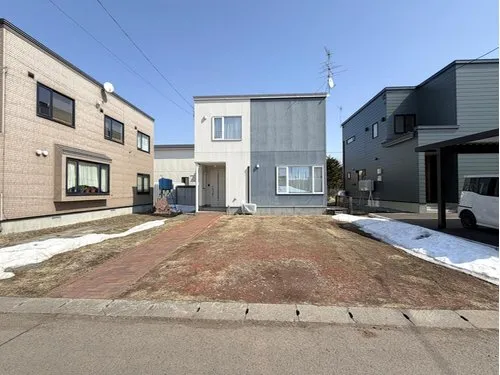 5LDK Property Kitahiroshima City Hokkaido (1)