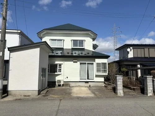 5LDK+S Akita City Akita Prefecture (1)