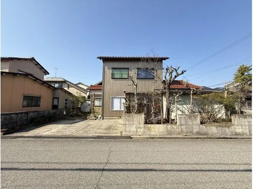 Ishikawa Prefecture Kanazawa City 7DK Property (2)