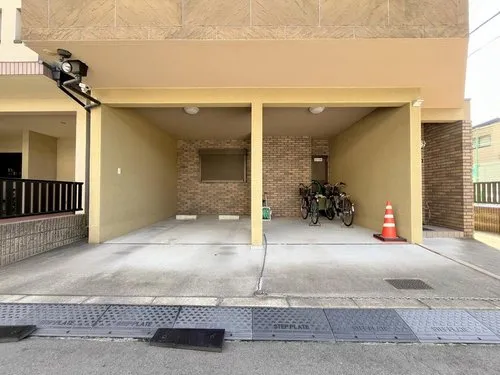 5LDK Property Neyagawa City Osaka Prefecture (3)