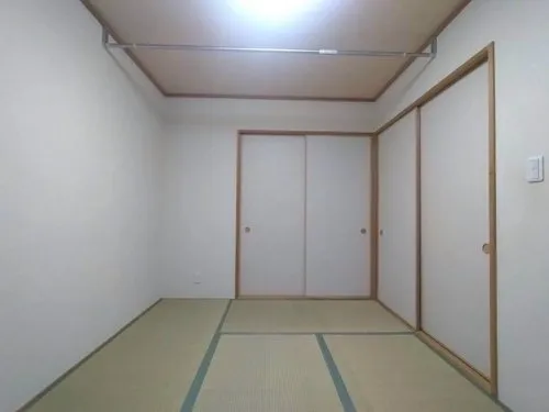 4LDK+S Property Osaka Prefecture Daito City (6)