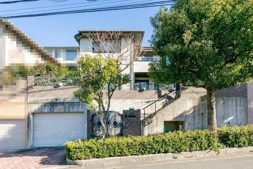 Osaka Prefecture Takatsuki City 4 Bedroom Property (4)