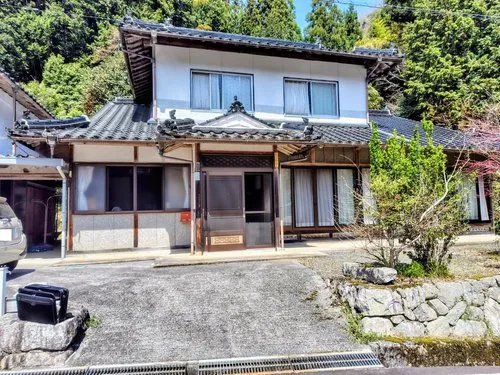 Okayama Prefecture Kagamino-cho 6DK Property (2)