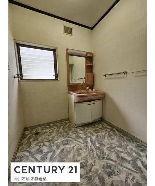5LDK Property Kure City Hiroshima Prefecture (10)