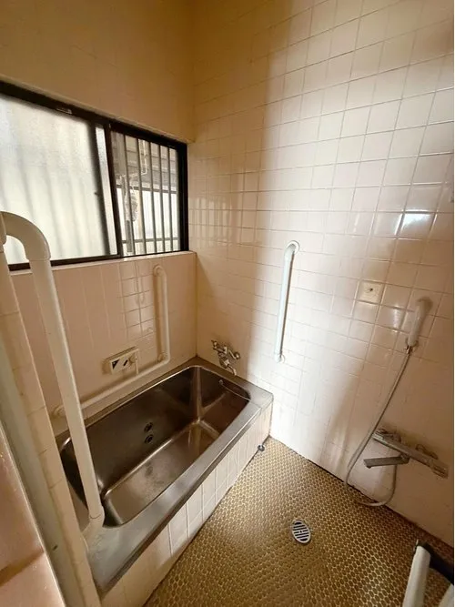 6LDK+S Property Fuchu-cho Hiroshima Prefecture (15)