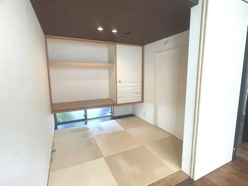 [4LDK+S Property] Matsuyama City Ehime Prefecture (11)