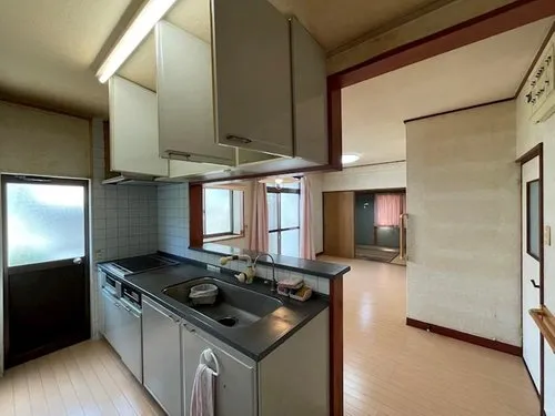 6LDK Property Matsuyama City Ehime Prefecture (12)