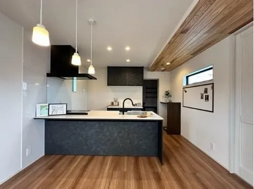 [3LDK Property] Matsuyama City Ehime Prefecture (2)