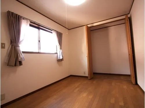 4LDK+S Tobemachi Ehime Prefecture Property (10)