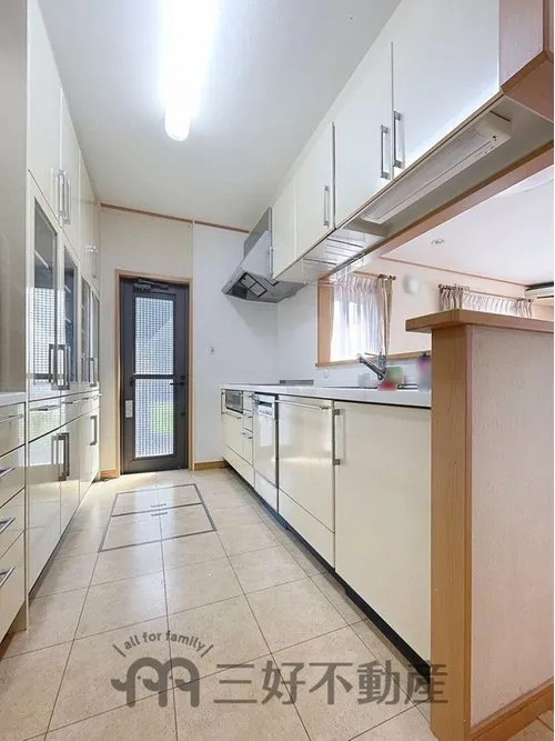 5LDK+2S Property Kasuga City Fukuoka Prefecture (13)