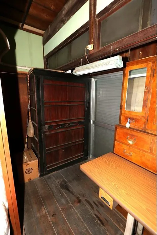7DK Property in Kitakyushu City, Fukuoka Prefecture (13)