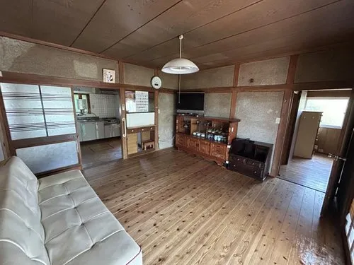 8DK Property Usuki City Oita Prefecture (3)
