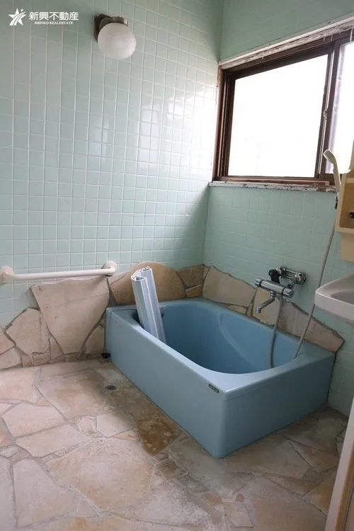 5 Bedroom Nichinan City Miyazaki Prefecture Property (16)