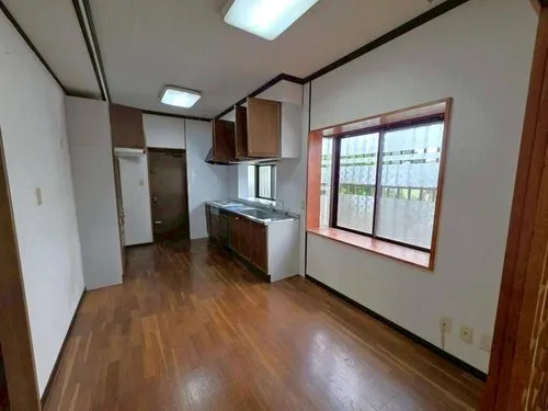 4LDK Property Okinawa City Okinawa Prefecture (3)