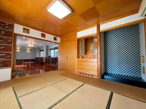 8LDK Property Urasoe City Okinawa Prefecture (12)