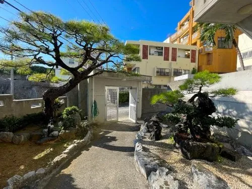 8LDK Property Urasoe City Okinawa Prefecture (4)