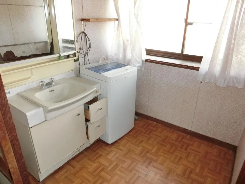 8DK Nirasaki City Yamanashi Prefecture (8)