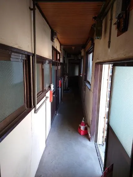 Mixed-Use Office and Residential Property Taisho Ward, Osaka City, Osaka Prefecture (6)