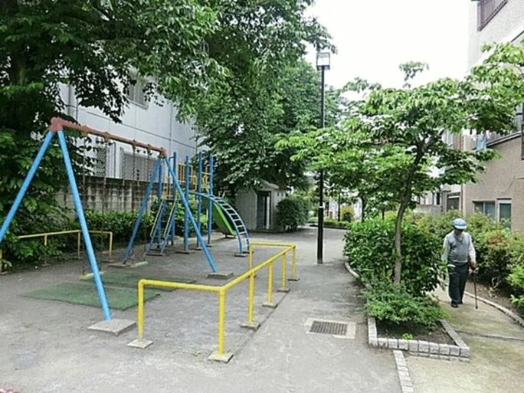 5DK Property in Higashiogu, Arakawa-ku, Tokyo (5)