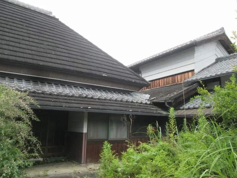 Mie Prefecture Iga City 8DK + Storage Property (3)