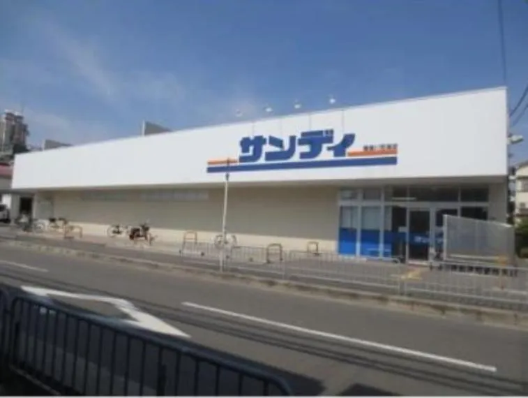 Osaka Prefecture Neyagawa City 3 Bedroom Property (6)
