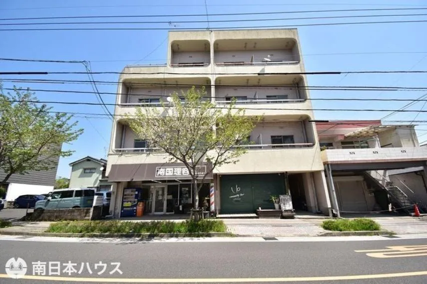 2DK Apartment Building Kagoshima City Kagoshima Prefecture (2)