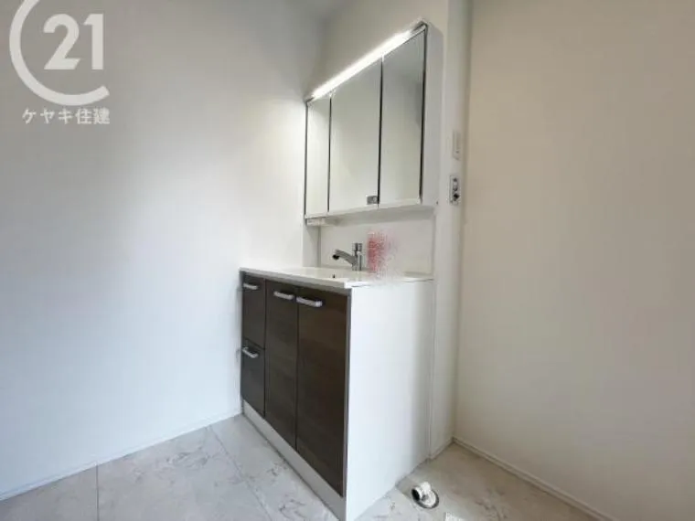 Aichi Anjo 4 Bedroom Property (17)