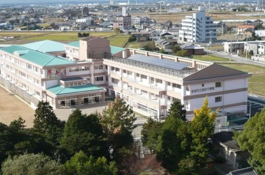 Aichi Anjo 4 Bedroom Property (26)