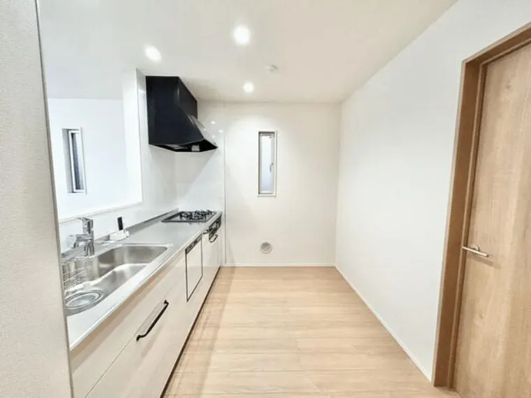 2LDK+2S Property Yokohama City, Kanagawa Prefecture (8)